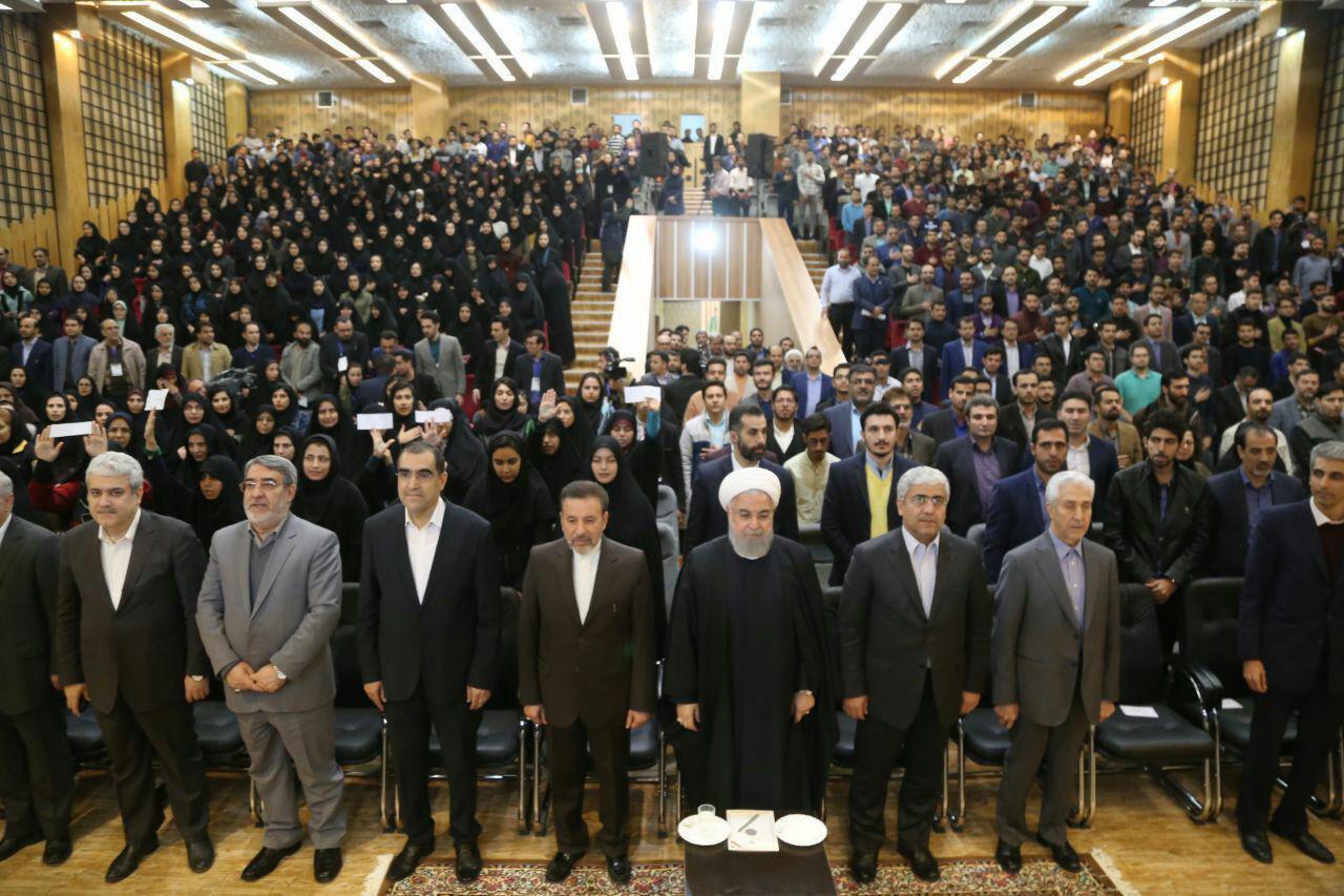 روحانی در دانشگاه سمنان