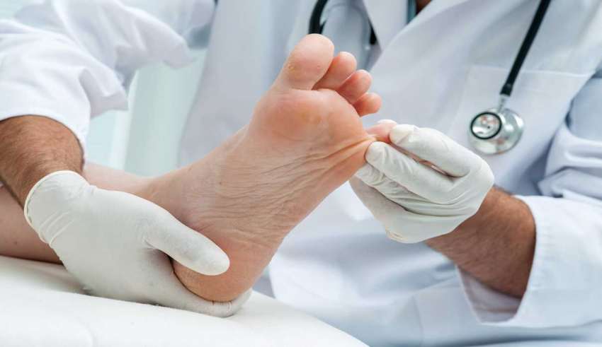 درمان میخچه پا بدون جراحی